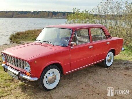 ВАЗ (Lada), 2101, 1200, 70, бензин, седан, механика, задний привод, среднее состояние, левый, красный, 160 000 ₽